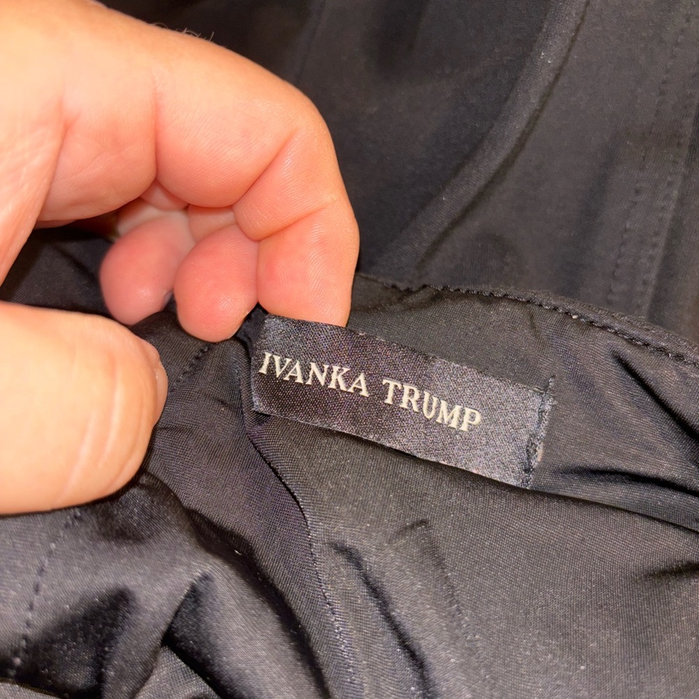 IWANKA TRUMP pants size S - Picture 3 of 4